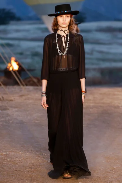 Look 55